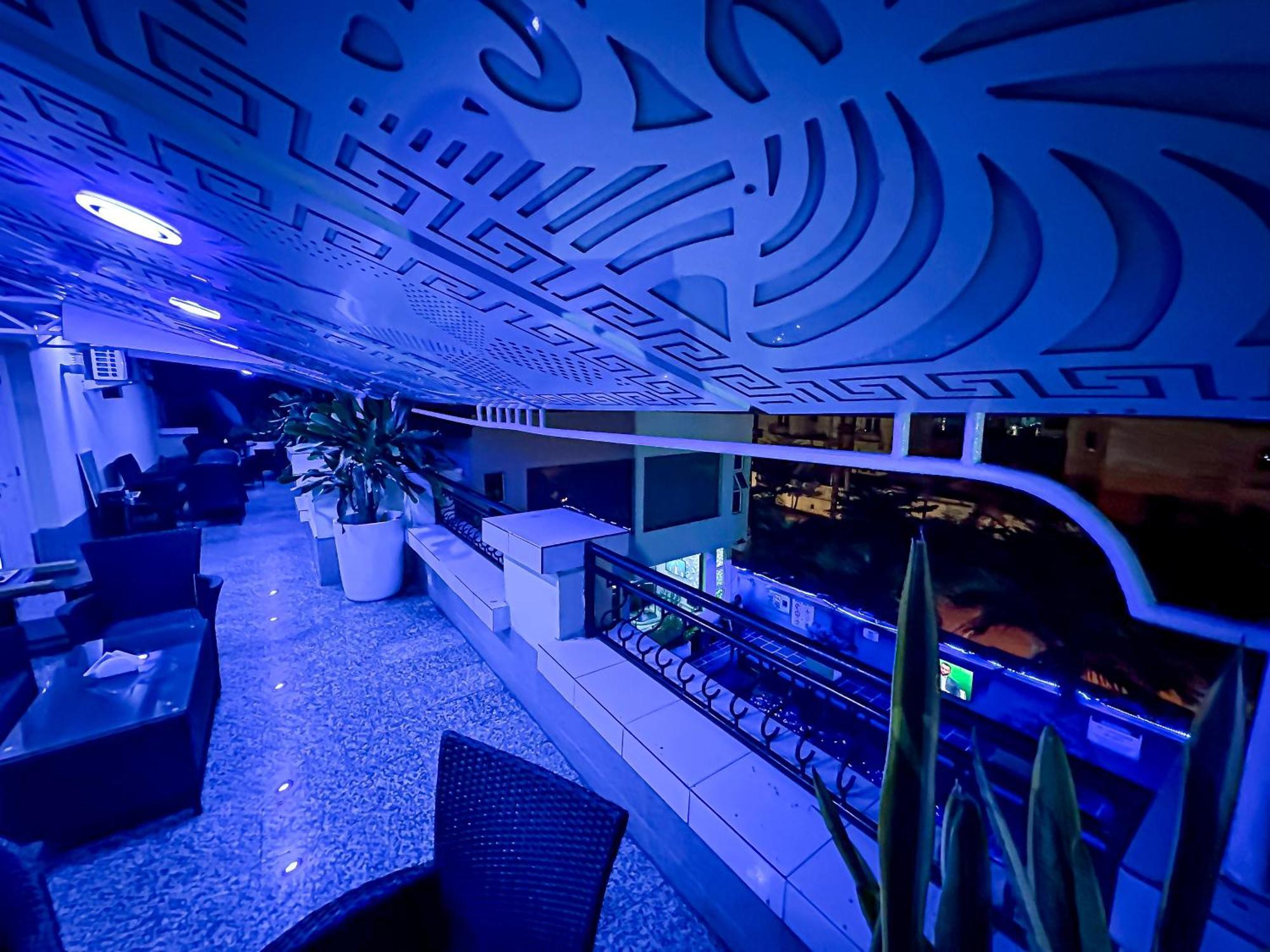 Parkview Astoria Hotel Lagos Exterior photo