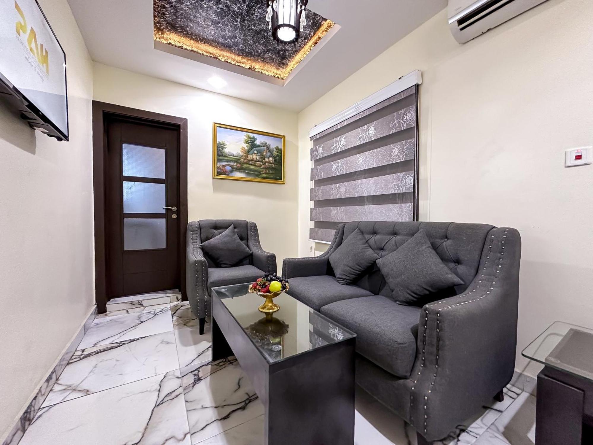 Parkview Astoria Hotel Lagos Exterior photo