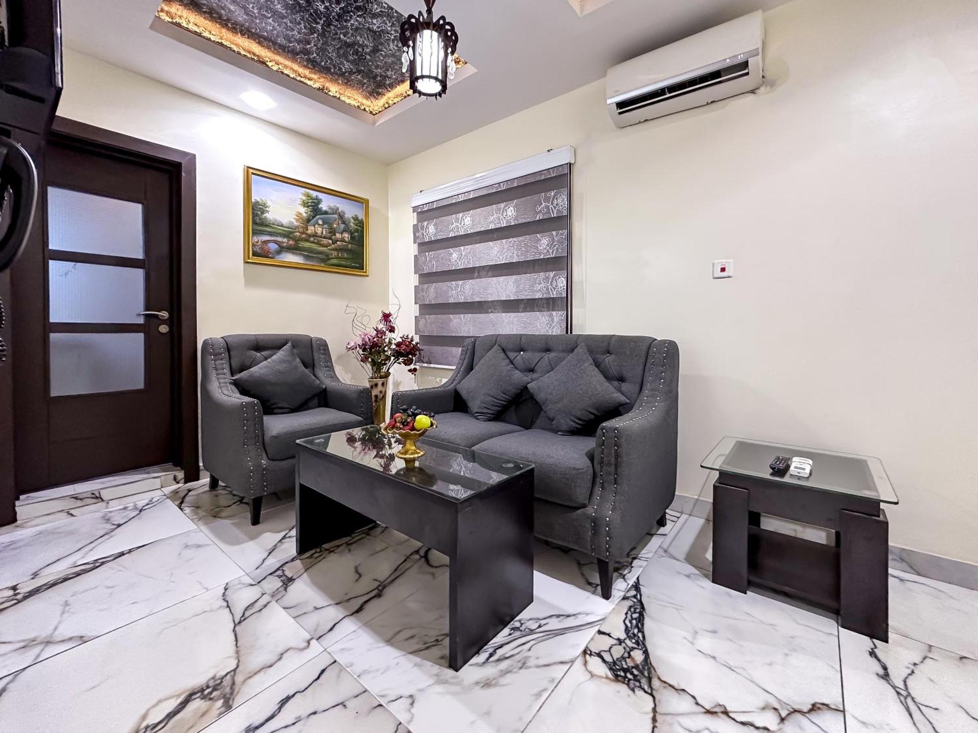Parkview Astoria Hotel Lagos Exterior photo